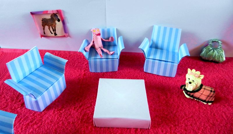 Origami dollhouse livingroom