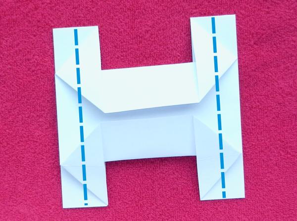 Fold an Origami table