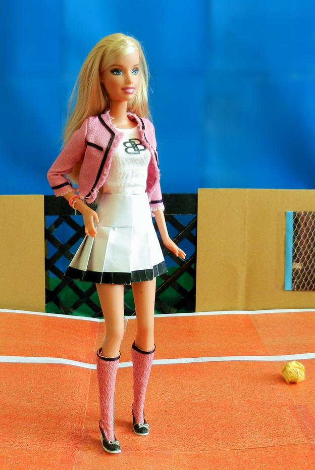Barbie in een tennisrokje