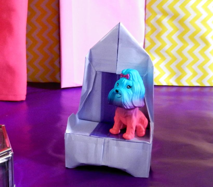 Origami throne Origami throne