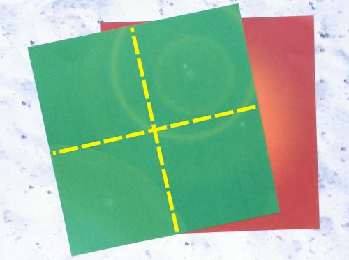 Een boom van papier maken Een boom van papier maken