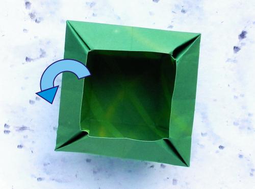 Een boom van papier maken Een boom van papier maken