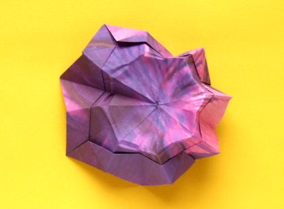 diagrams for folding an origami violet flower