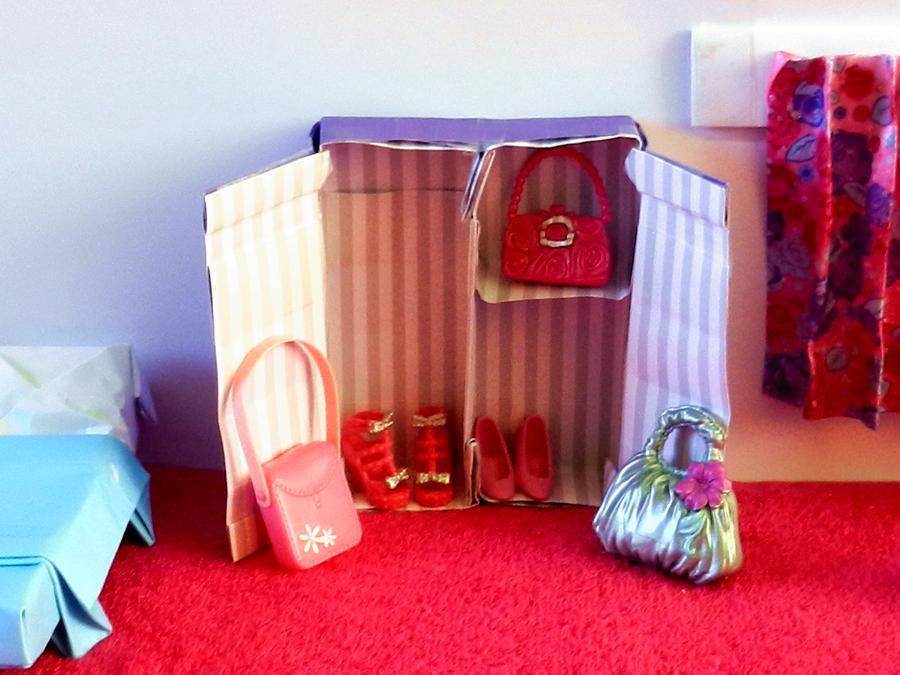 dollhouse Origami wardrobe