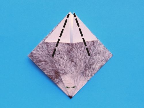 uitleg om een weerwolf te knutselen van papier