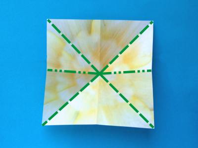 uitleg om een leuke witte bloem van papier te maken uitleg om een leuke witte bloem van papier te maken