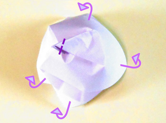Make paper Wisteria flowers Make paper Wisteria flowers