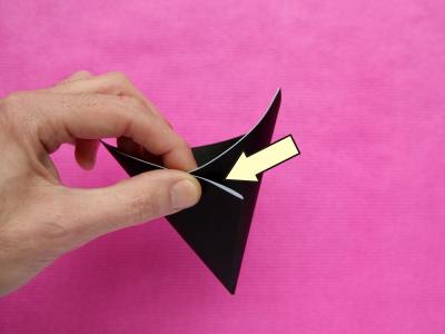how to fold an origami witch hat