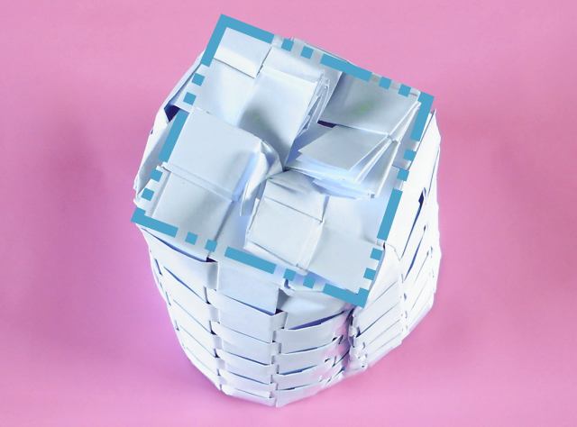 Mandje van papier vlechten Mandje van papier vlechten