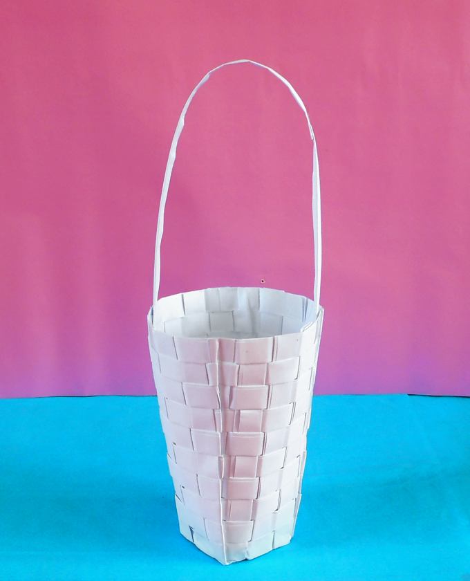 Paper woven basket