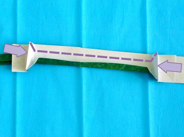 Make an Origami Wreath Make an Origami Wreath