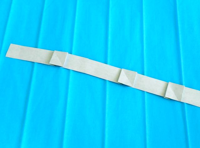 Make an Origami Wreath Make an Origami Wreath