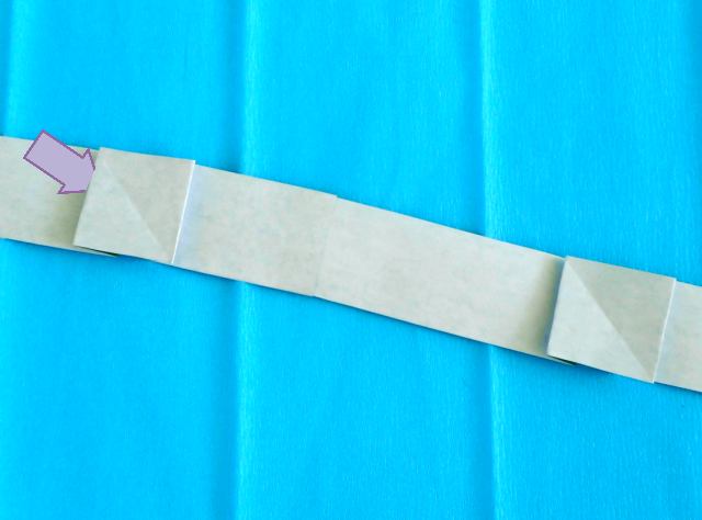Make an Origami Wreath Make an Origami Wreath