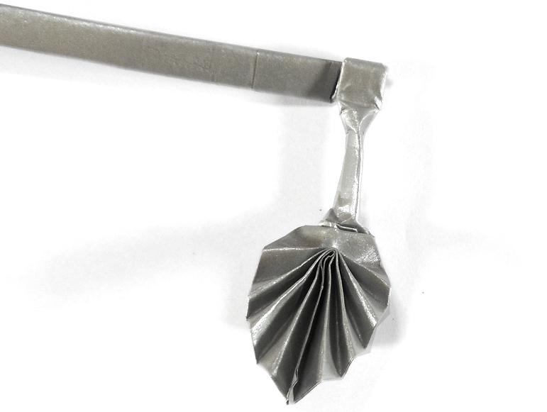 Origami ketting met blaadje