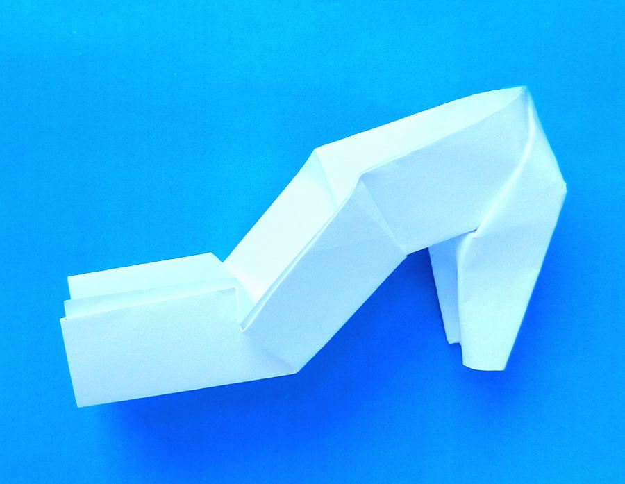 Origami shoe