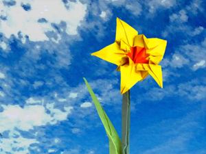 Card with an origami narcissus