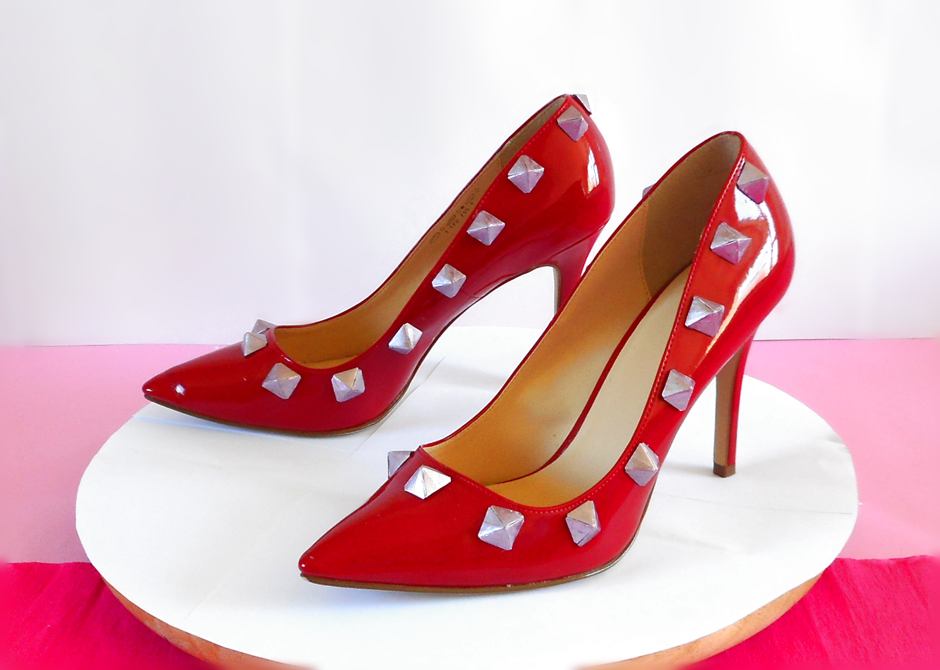 Pumps met Origami studs