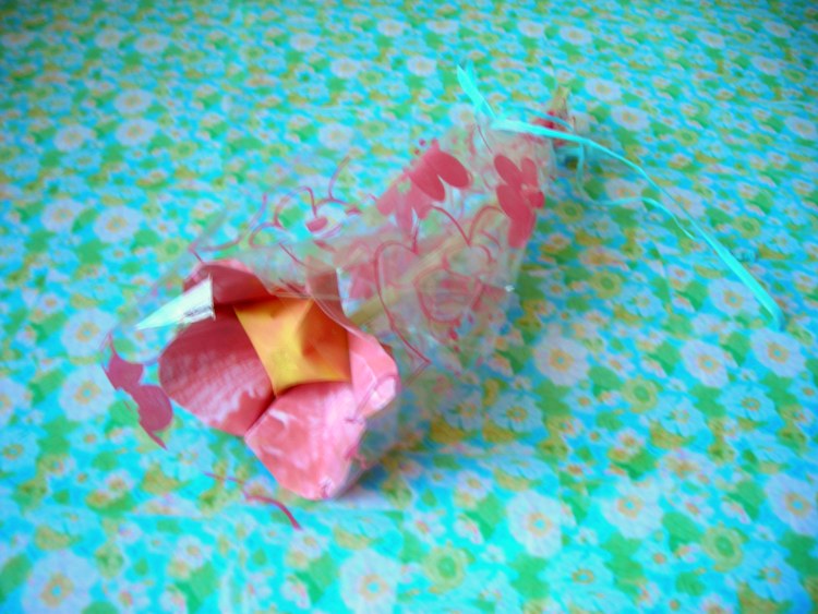 Origami puffy flower