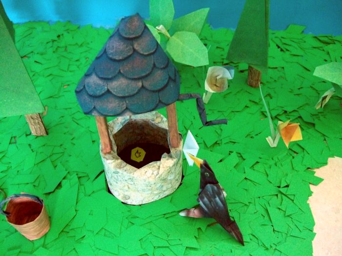 paper well with a coin on it's bottom paper well with a coin on it's bottom