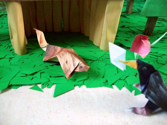 origami eekhoorn en een vogel