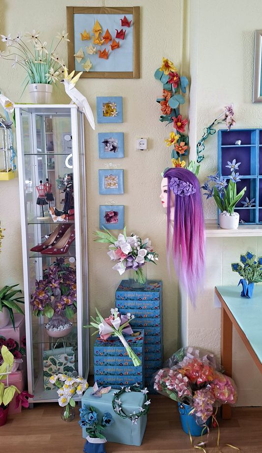 Living room with Origami decorations