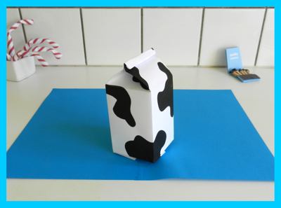 zelfgemaakte melkpak van papier zelfgemaakte melkpak van papier
