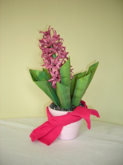 origami hyacinth