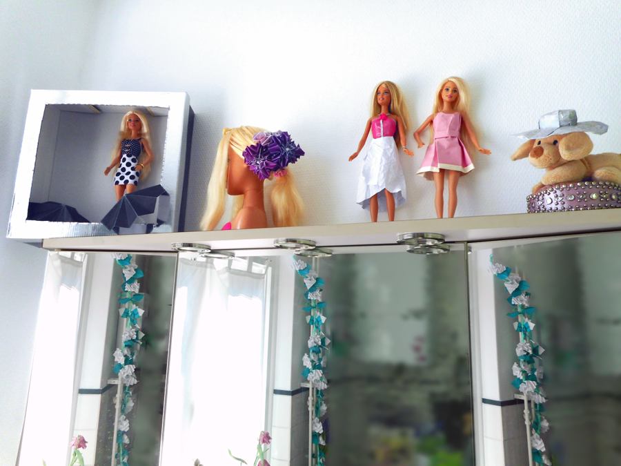 Poppen in de badkamer