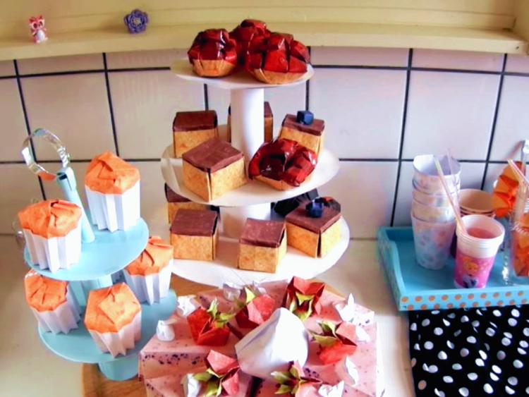 Origami Cake Shop