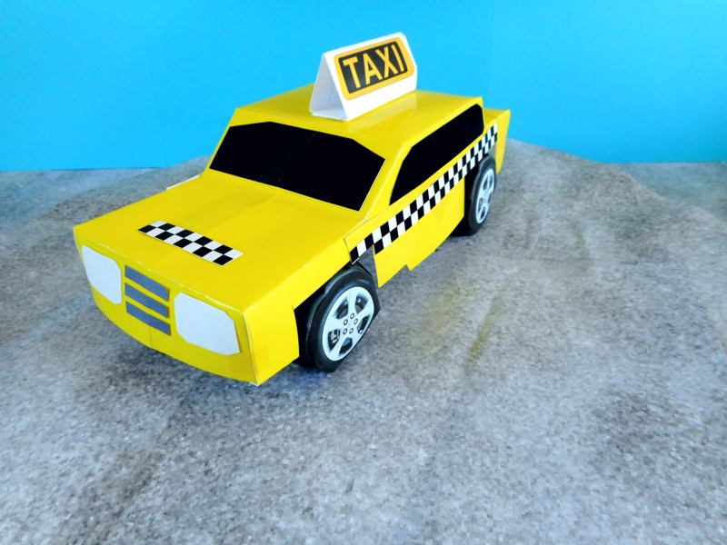 Taxi van papier