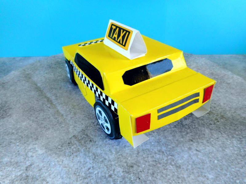 Taxi van papier Taxi van papier