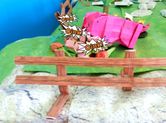 roze varken dat kersen aan het eten is