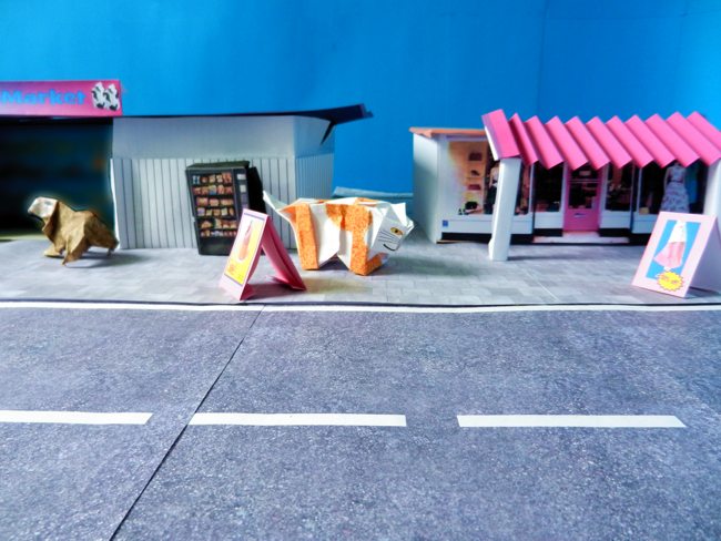 zelfgemaakte modewinkeltje van papier zelfgemaakte modewinkeltje van papier