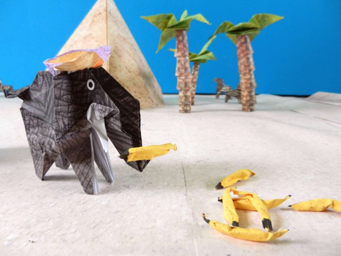 origami elephant having bananas for dinner origami elephant having bananas for dinner