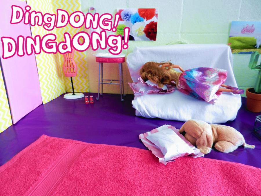 Slapende Barbie en haar puppy Slapende Barbie en haar puppy