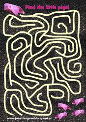 printable maze with a pig, find the little pigs!